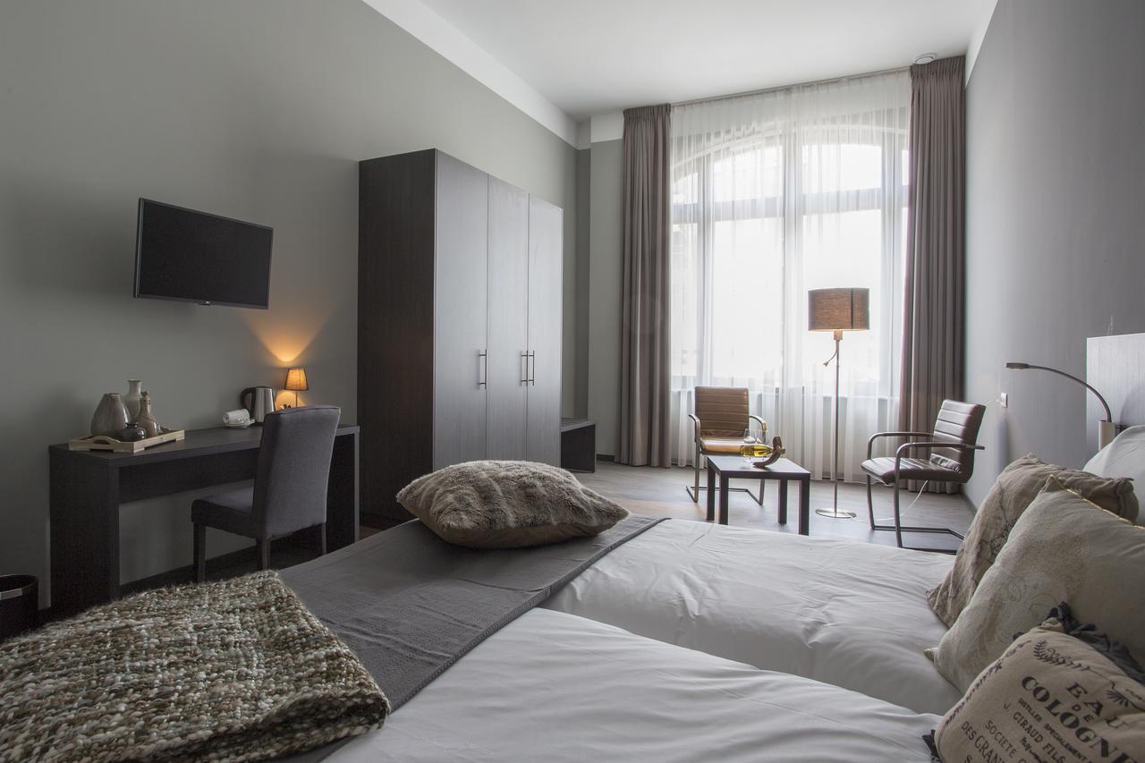 Hotel Bladel Экстерьер фото